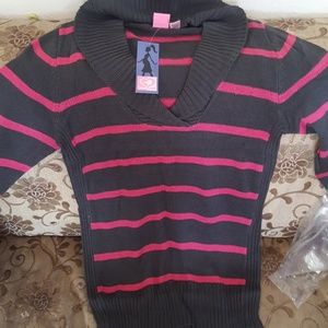 Never used Maternity long sleve shirt